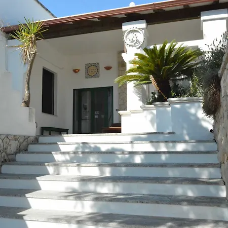 Alma Mater Hotel Salignano (Apulia)